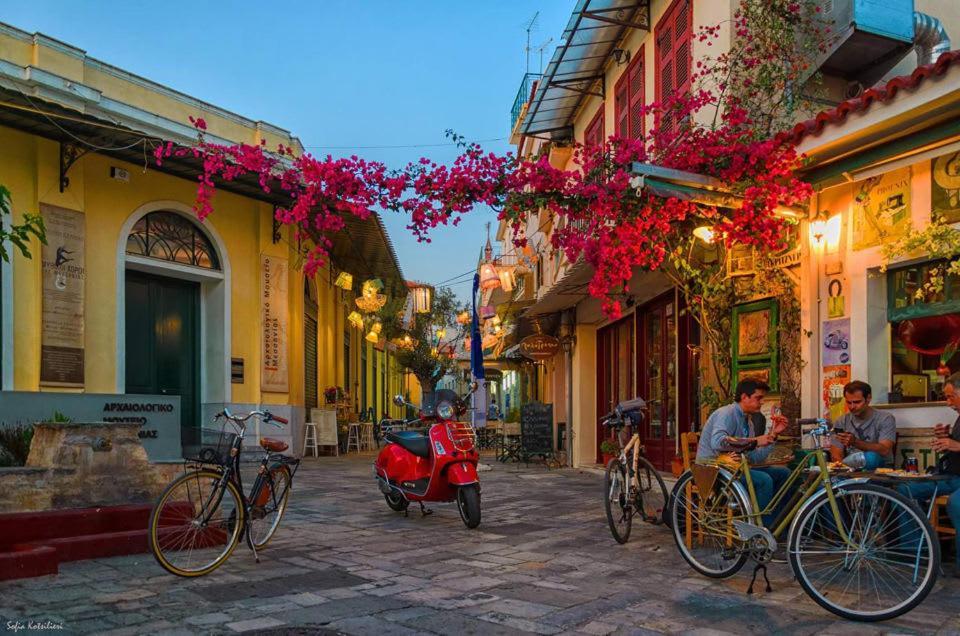 Cozy Flat On The Main Square, 10Min To The Sea Villa Kalamata Exteriör bild