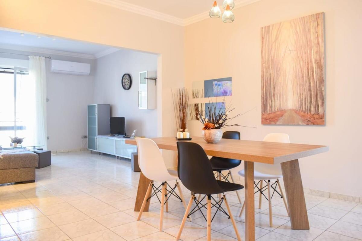 Cozy Flat On The Main Square, 10Min To The Sea Villa Kalamata Exteriör bild